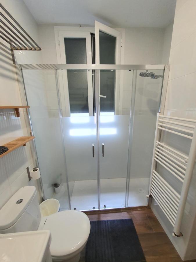 Navas I Apartment ปัมโปลนา ภายนอก รูปภาพ